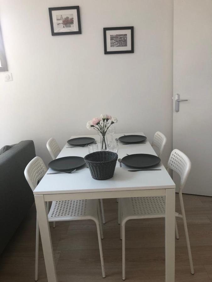 Appartement Paisible Proche Centre Ville Bron Εξωτερικό φωτογραφία